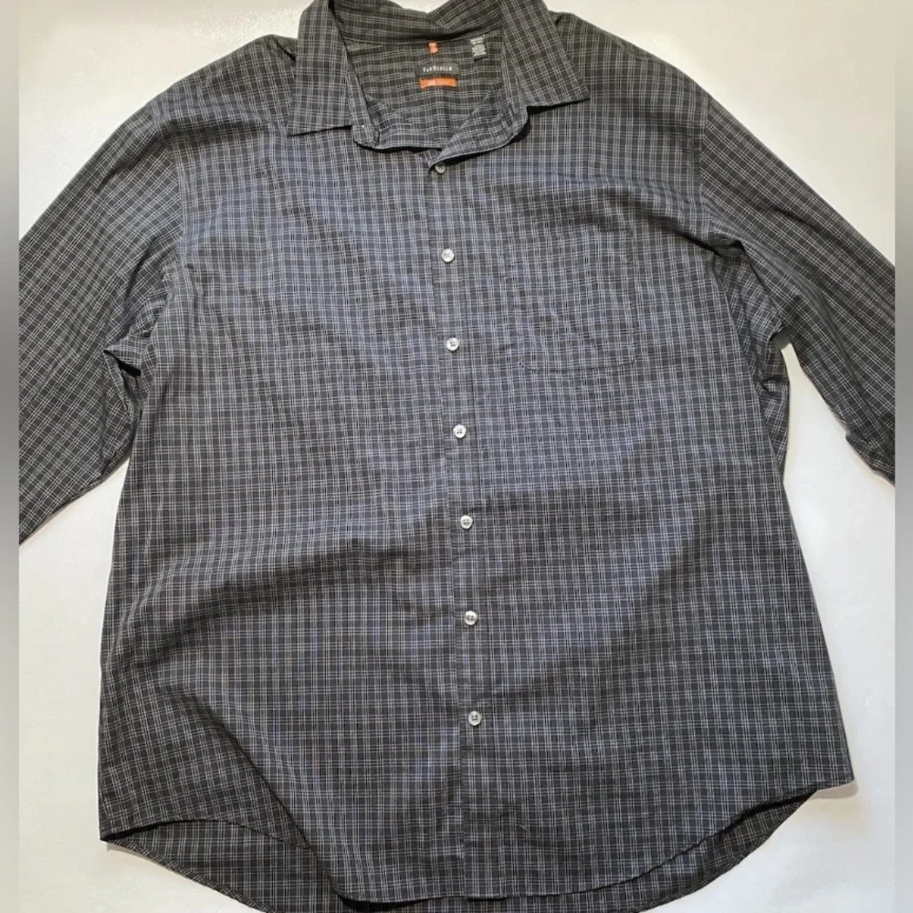 GOOD-Size 2XLT 19 -19 1/2 Mens Van Heusen Traveler Dress Shirt Black Flannel - Picture 2 of 6